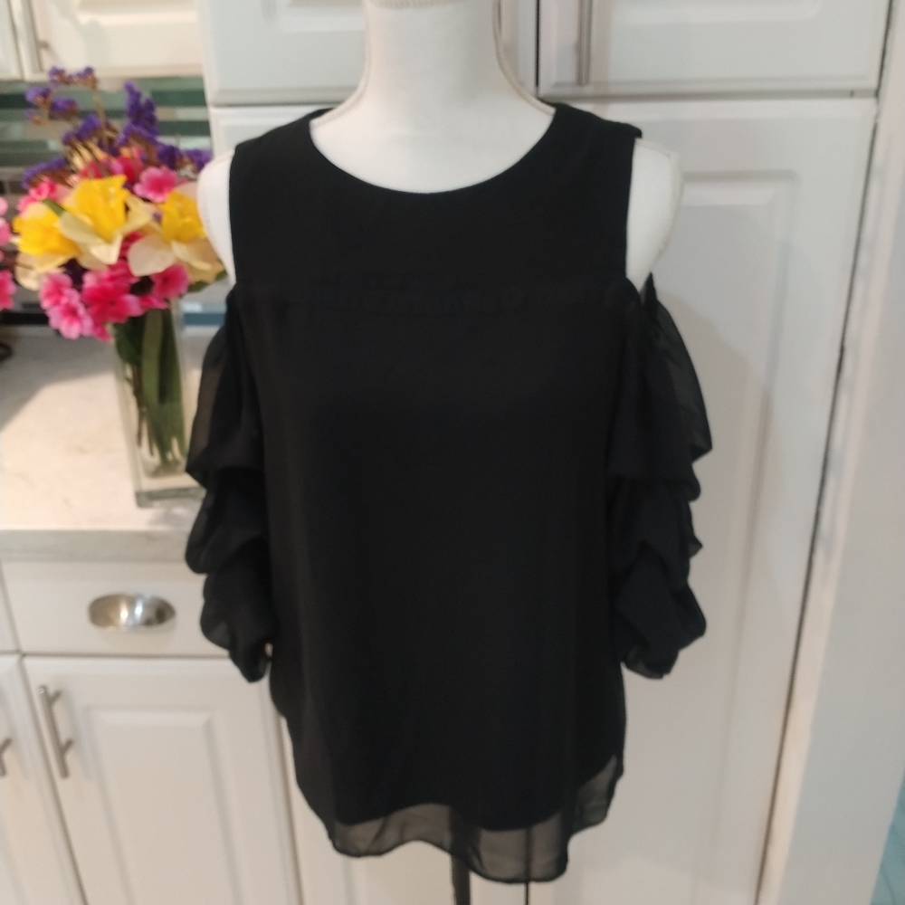 *Studio Badgeley Mischka Cold Shoulder Blouse